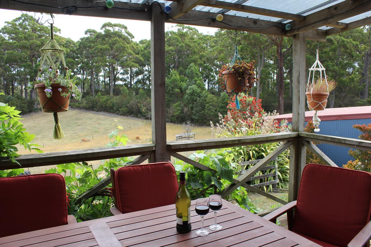 Eagle'S Roost Farmstay B&B Rocky Cape 외부 사진